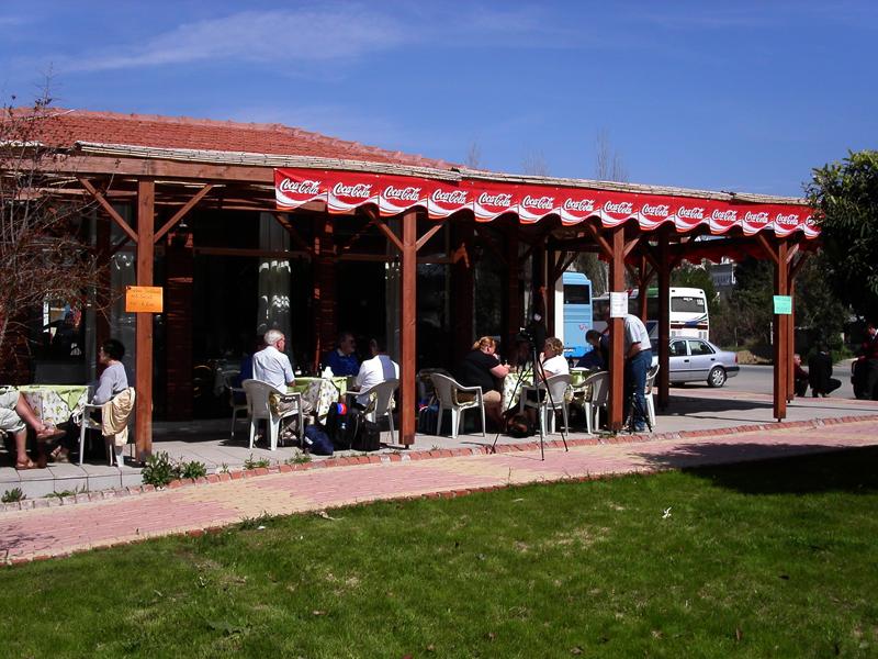 PICT0060a Time for an excellent lunch and some beer!